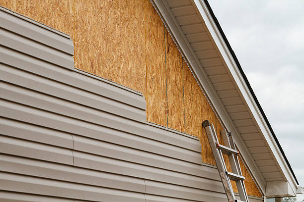 24/7 Emergency Vinyl Siding experts in New Holland, PA